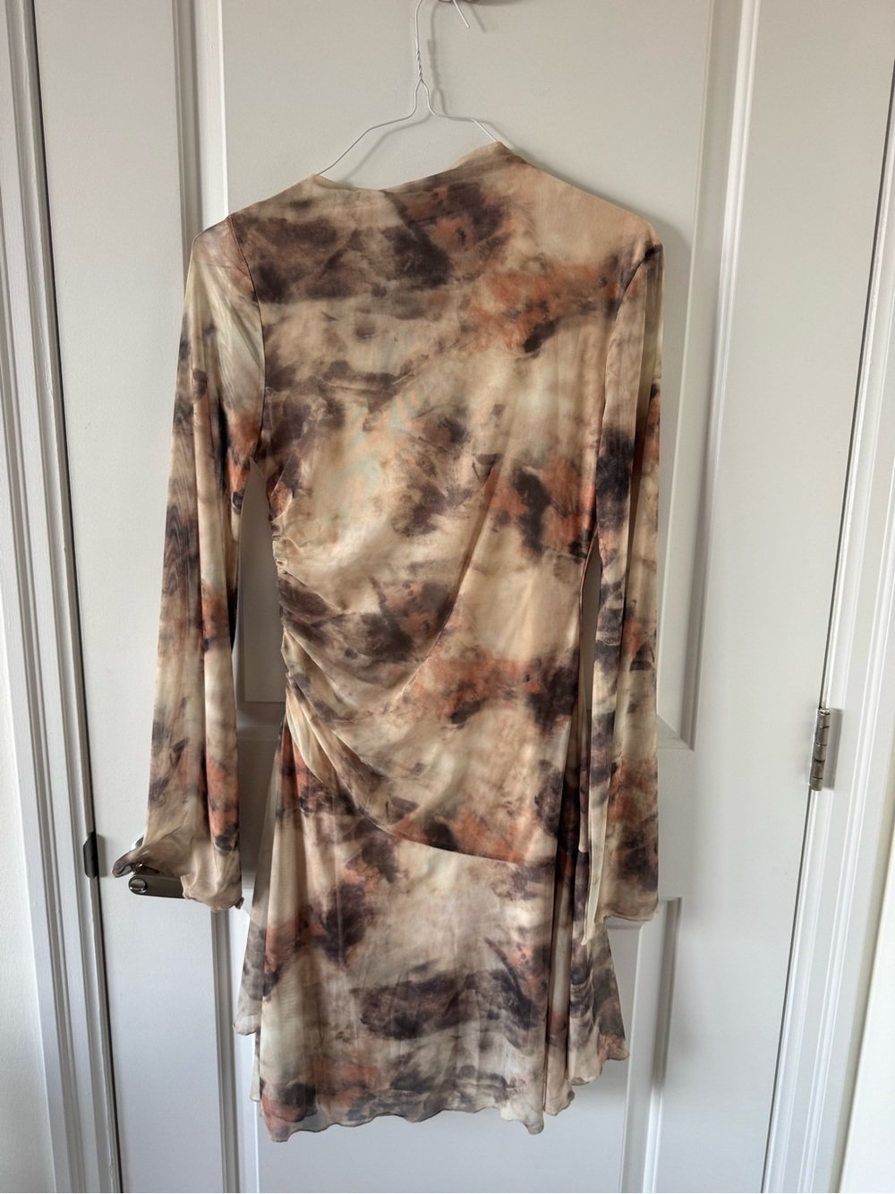 Commense Multicolor Tie-Dye Ruched Flared Sleeve Mini Dress - Picture 3 of 5